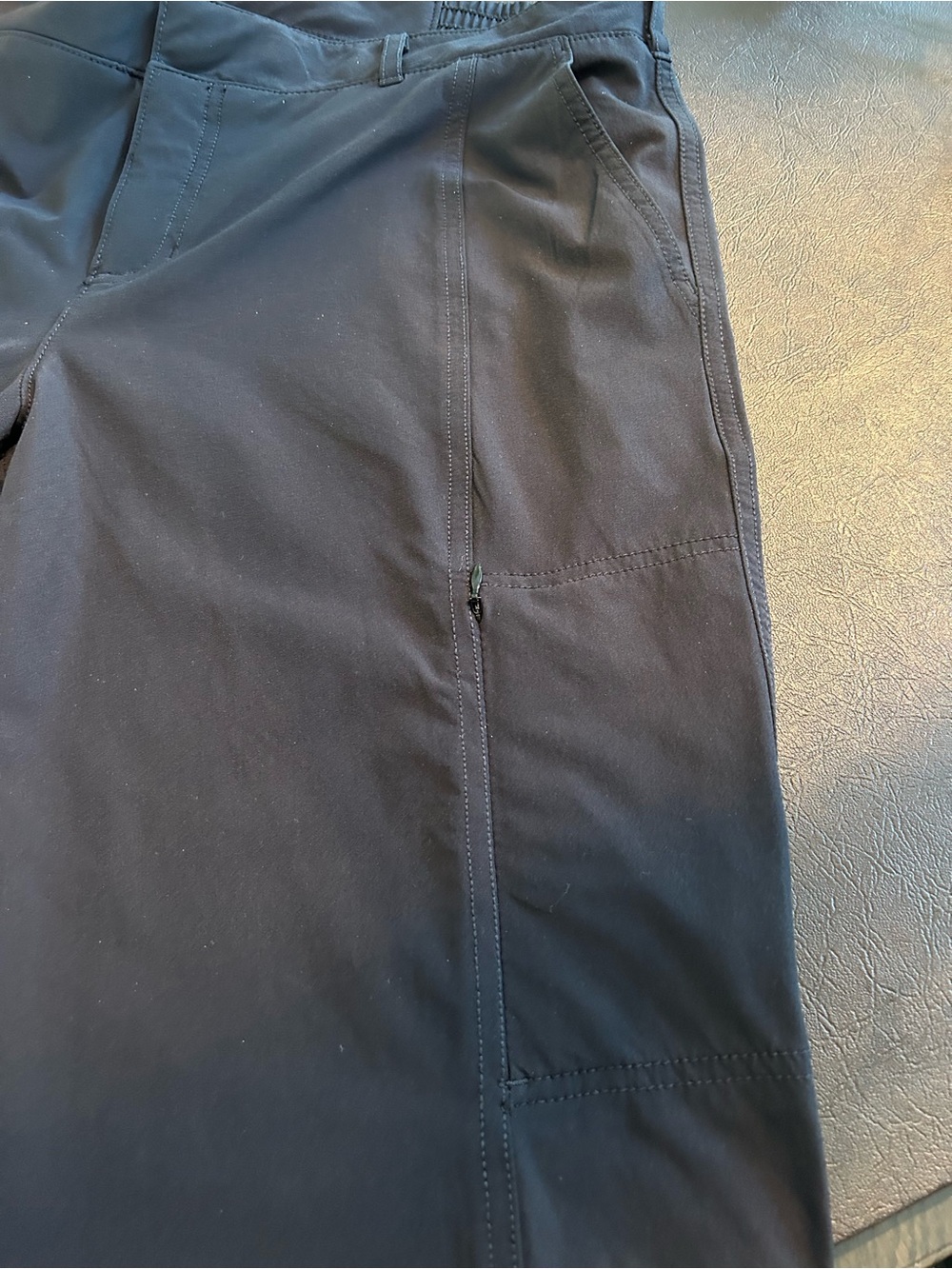 Kirkland Ladies Travel Pant Size 12 - Picture 4 of 9